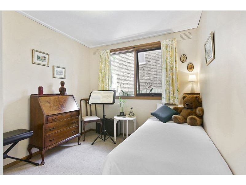 33 Sunnybrook Drive, Wheelers Hill VIC 3150