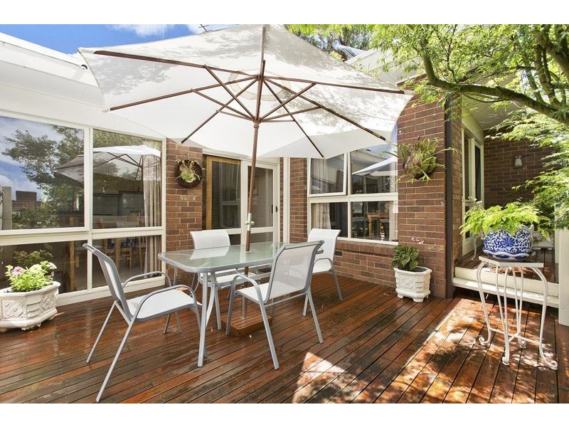 33 Sunnybrook Drive, Wheelers Hill VIC 3150