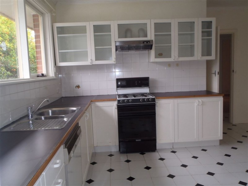 66 Davis Street, Burwood East VIC 3151