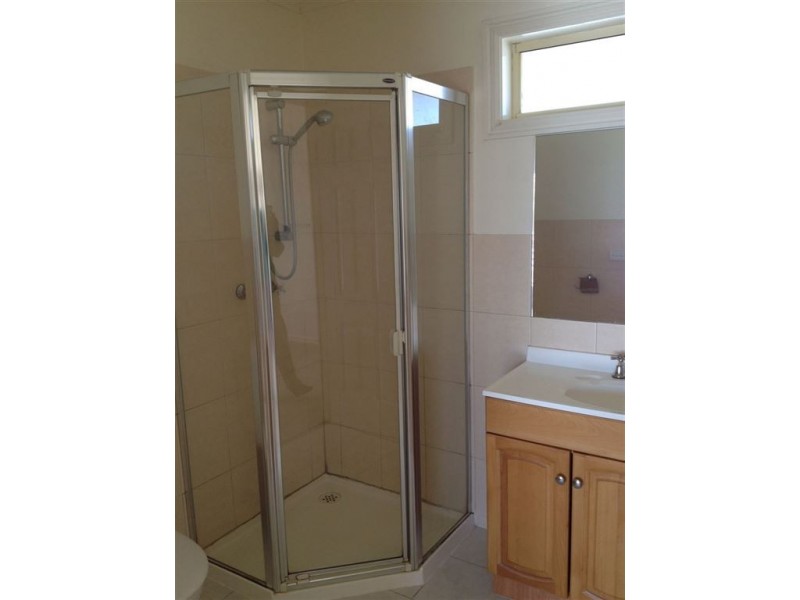 27 Moorong Street, Chadstone VIC 3148