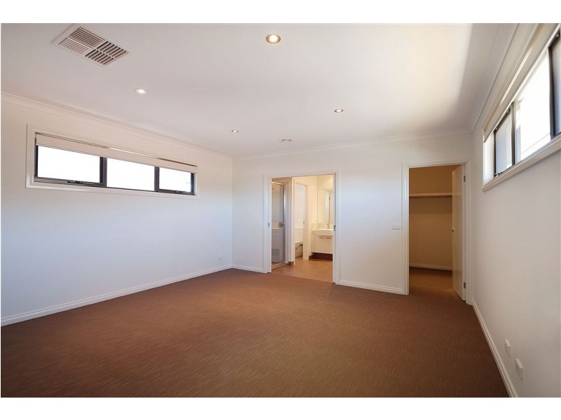 22B Viewpoint Avenue, Glen Waverley VIC 3150