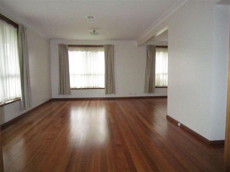 17 Panorama Drive, Forest Hill VIC 3131