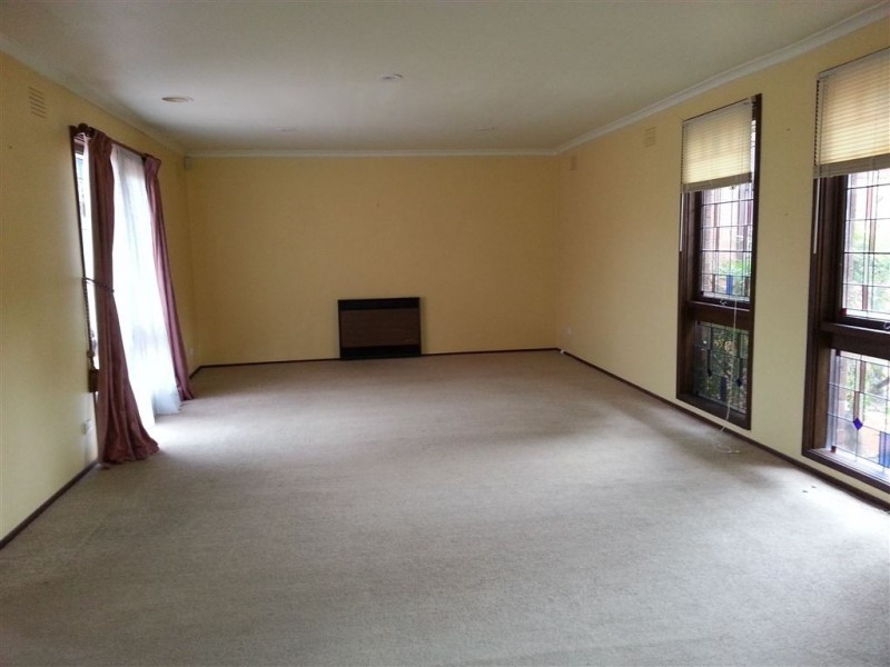 879 Waverley Road, Glen Waverley VIC 3150