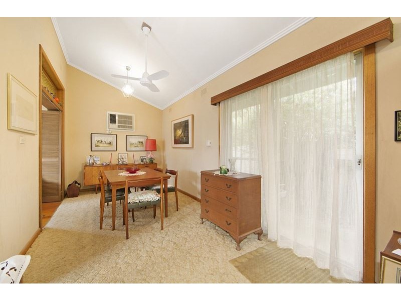 34 Wadham Parade, Mount Waverley VIC 3149