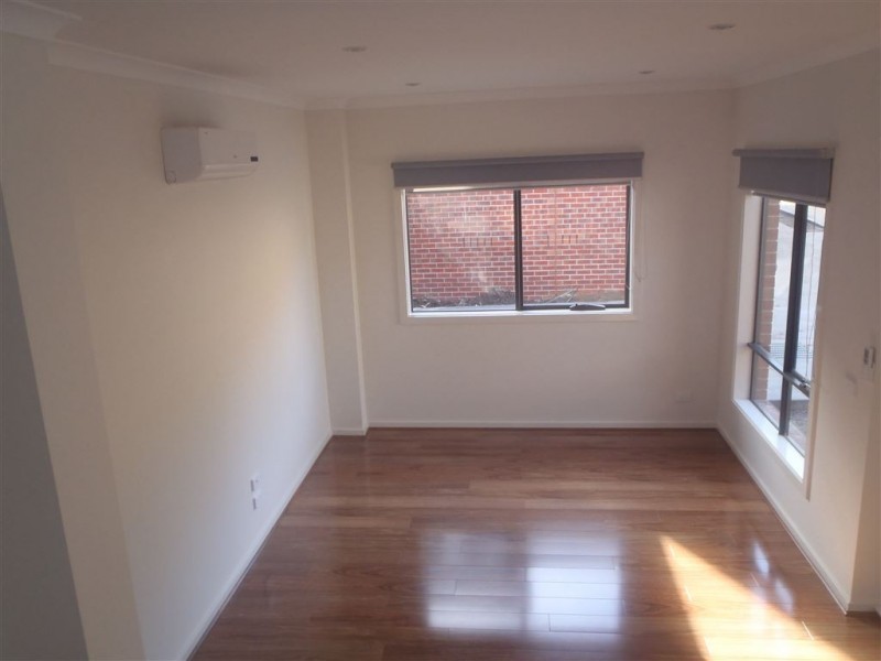 2/24 Torroodun Street, Mount Waverley VIC 3149