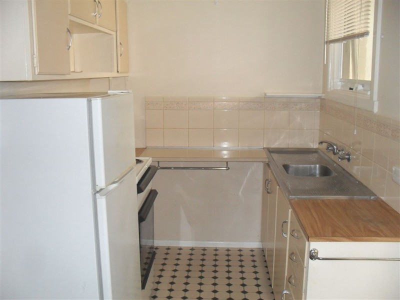 1/4 Sandgate Avenue, Glen Waverley VIC 3150