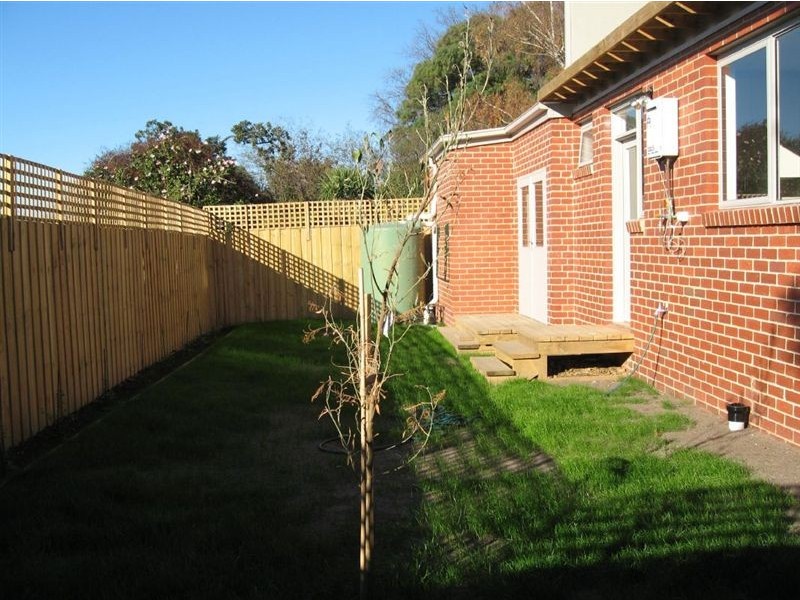 2/25 Rob Roy Street, Glen Waverley VIC 3150