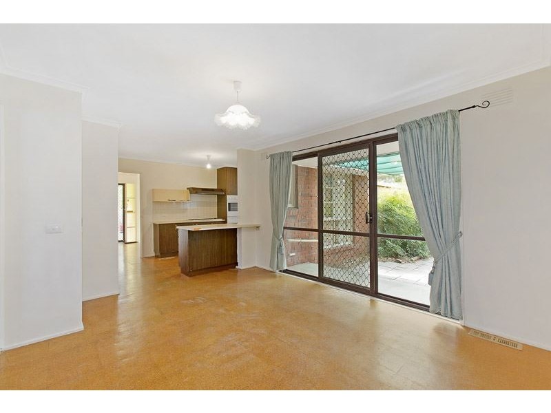 52 Radleigh Drive, Wheelers Hill VIC 3150