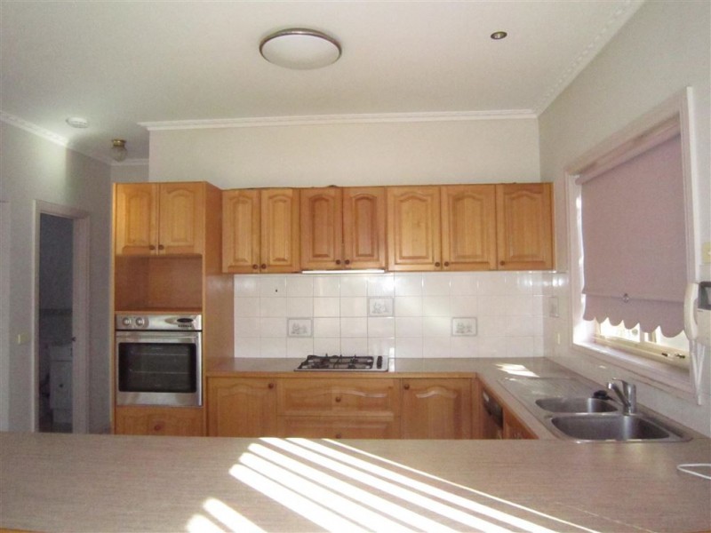 1/31 Ingleside Crescent, Glen Waverley VIC 3150