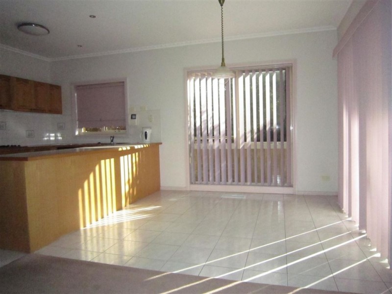 1/31 Ingleside Crescent, Glen Waverley VIC 3150
