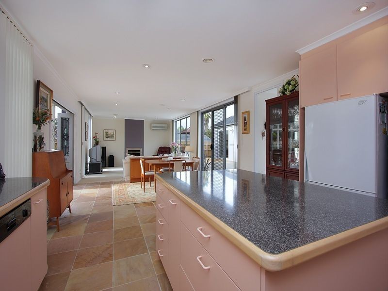 10 Creswick Street,, Glen Waverley VIC 3150