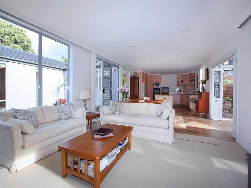 10 Creswick Street,, Glen Waverley VIC 3150