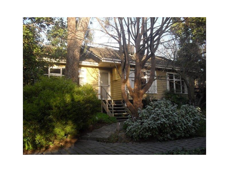 1 Ivanhoe Street, Glen Waverley VIC 3150