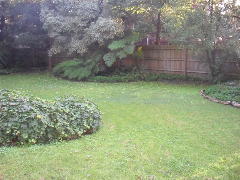 1 Ivanhoe Street, Glen Waverley VIC 3150