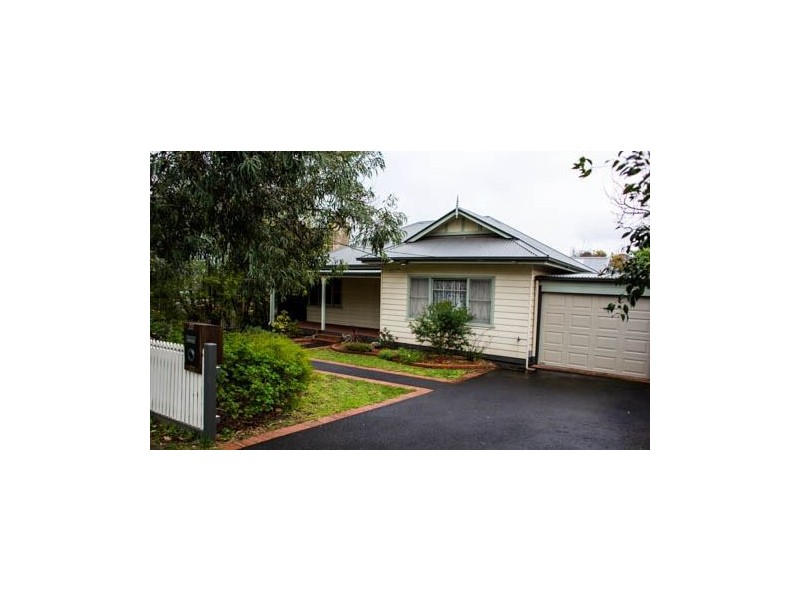 20 Great Ryrie Street, Ringwood VIC 3134