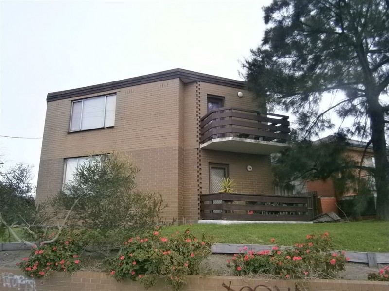 2/60 Ferntree Gully Road, Oakleigh VIC 3166