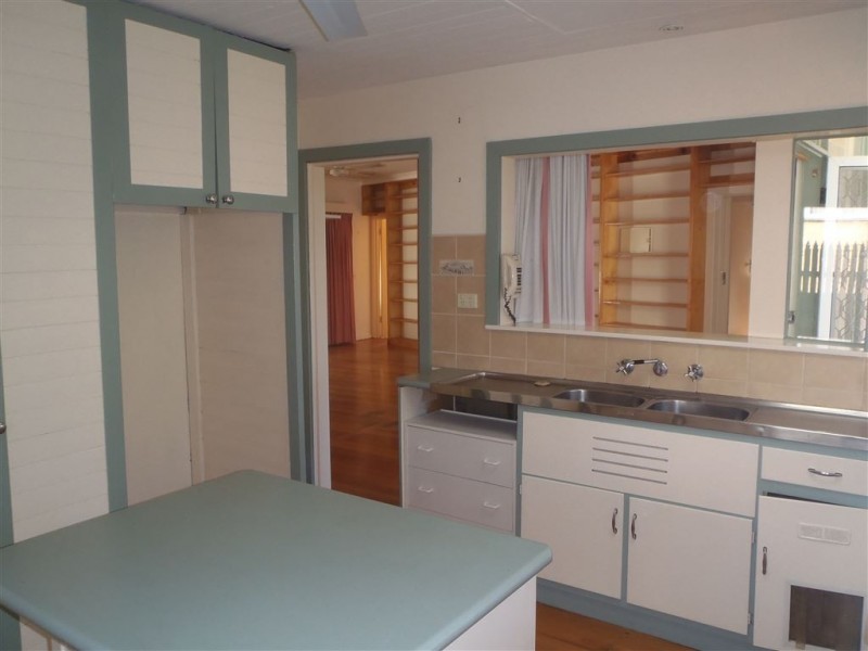 25 Deans Wood Road, Forest Hill VIC 3131