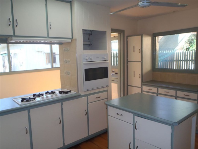 25 Deans Wood Road, Forest Hill VIC 3131