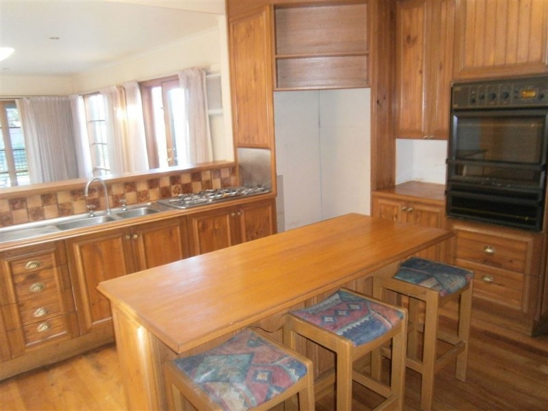 66 Carmichael Road, Oakleigh East VIC 3166