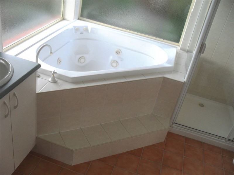 12 Morawa Drive, Mulgrave VIC 3170