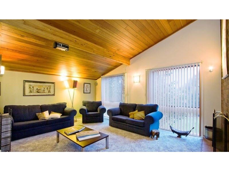 8 Kyoto Court, Rowville VIC 3178