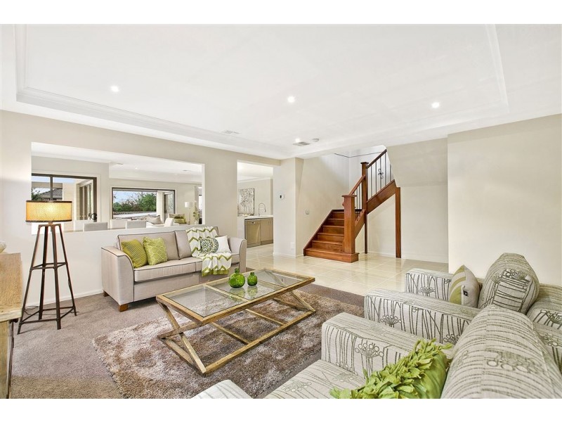 5 Summit Crescent, Glen Waverley VIC 3150