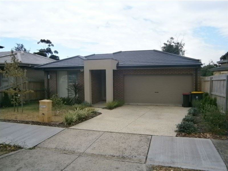 63 Panoramic Grove, Glen Waverley VIC 3150