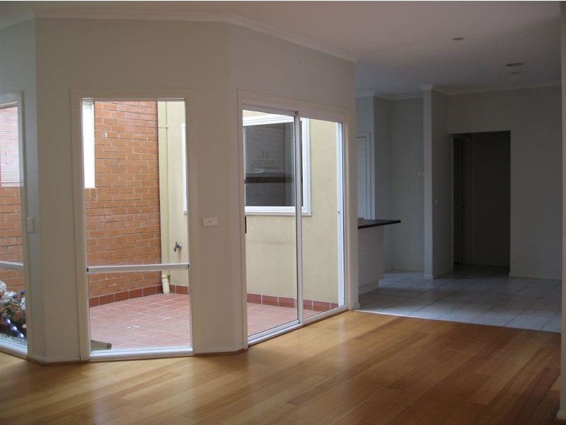 15 Hawthorn Way, Glen Waverley VIC 3150