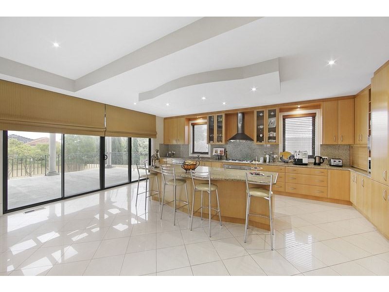 7 Belvedere Avenue, Wheelers Hill VIC 3150