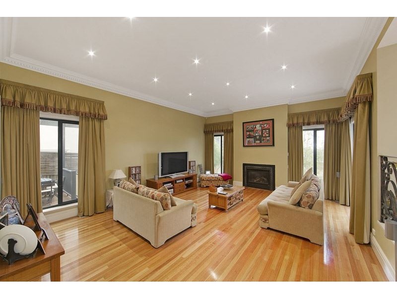 7 Belvedere Avenue, Wheelers Hill VIC 3150