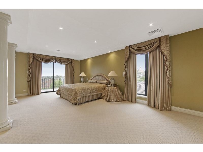 7 Belvedere Avenue, Wheelers Hill VIC 3150