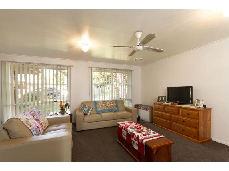 19 Shiraz Crescent, Narre Warren VIC 3805