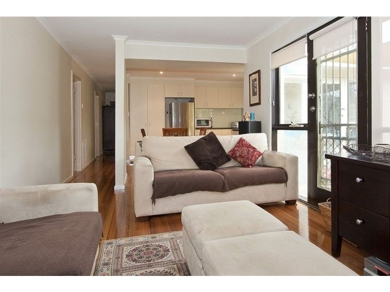 11 Glenora Drive, Vermont VIC 3133