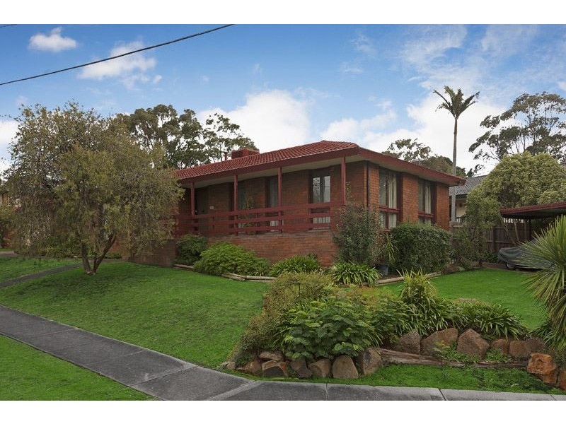 6 Cambrian Crescent, Wheelers Hill VIC 3150