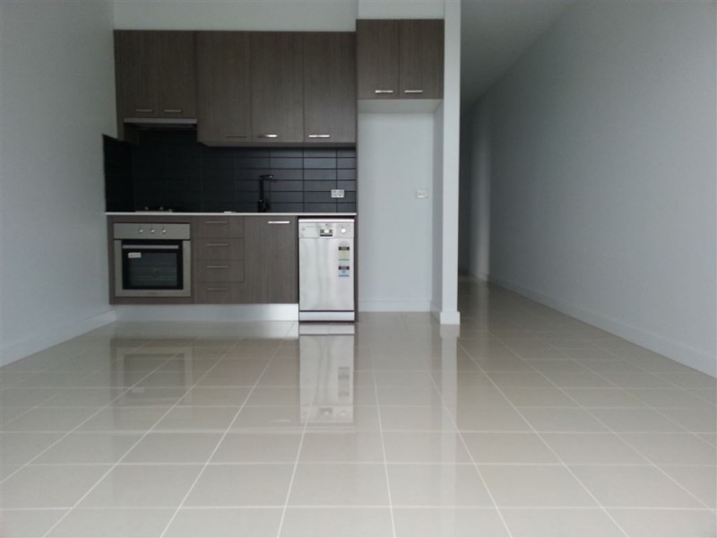 8/1426 Centre Road, Clayton South VIC 3169