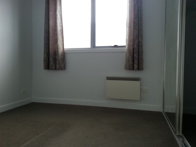 8/1426 Centre Road, Clayton South VIC 3169