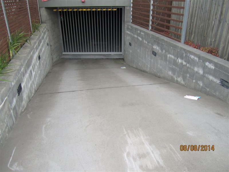 8/1426 Centre Road, Clayton South VIC 3169