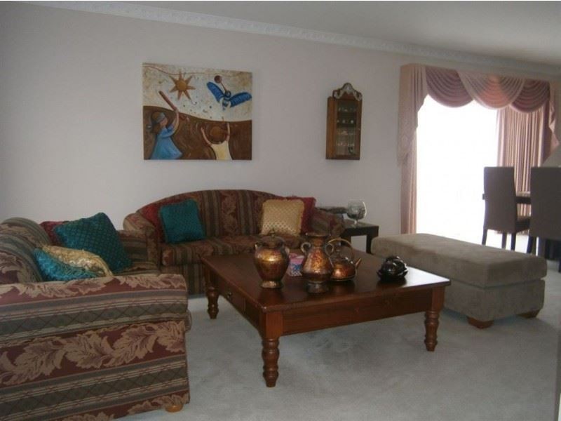 2 Epworth Court, Glen Waverley VIC 3150