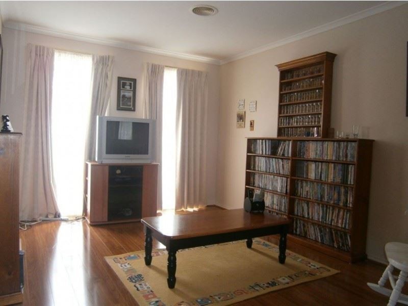 2 Epworth Court, Glen Waverley VIC 3150