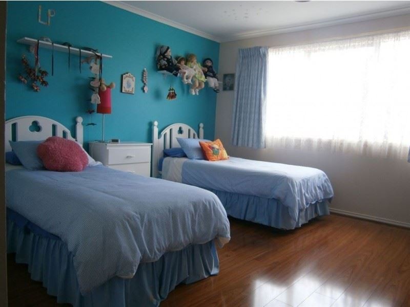 2 Epworth Court, Glen Waverley VIC 3150