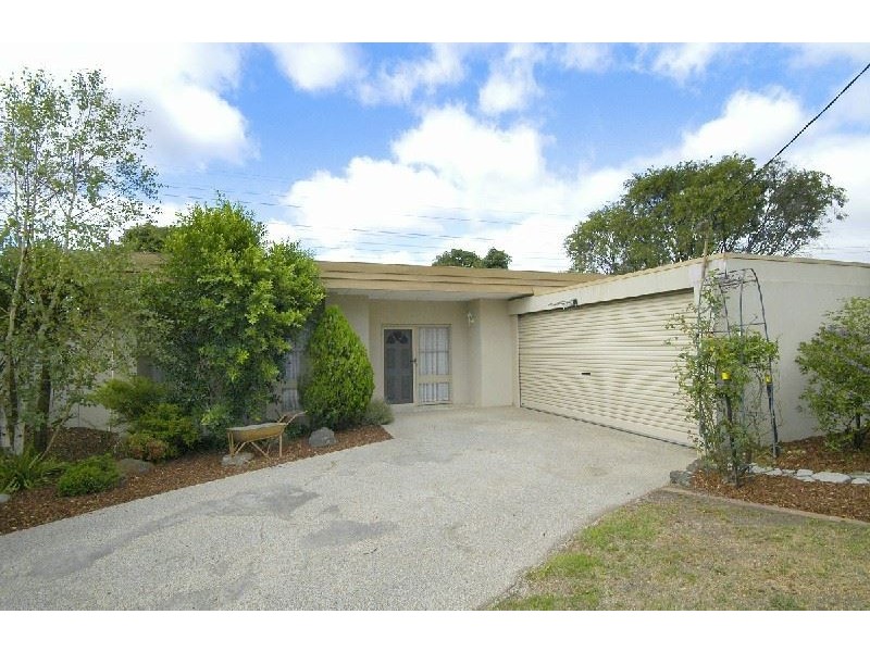 18 Sandgate Avenue, Glen Waverley VIC 3150