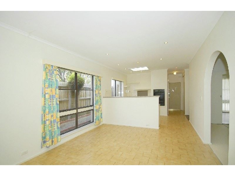 18 Sandgate Avenue, Glen Waverley VIC 3150