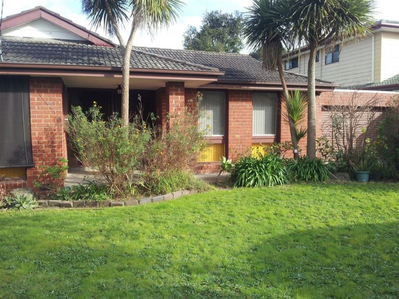 17 Jodi Avenue, Wheelers Hill VIC 3150