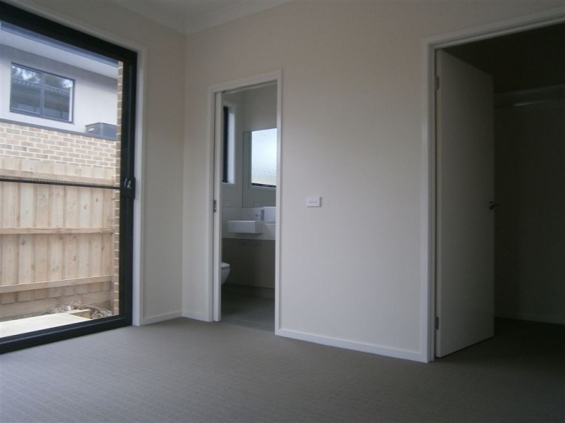 34B Falconer Street, Glen Waverley VIC 3150