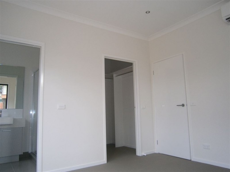 34B Falconer Street, Glen Waverley VIC 3150