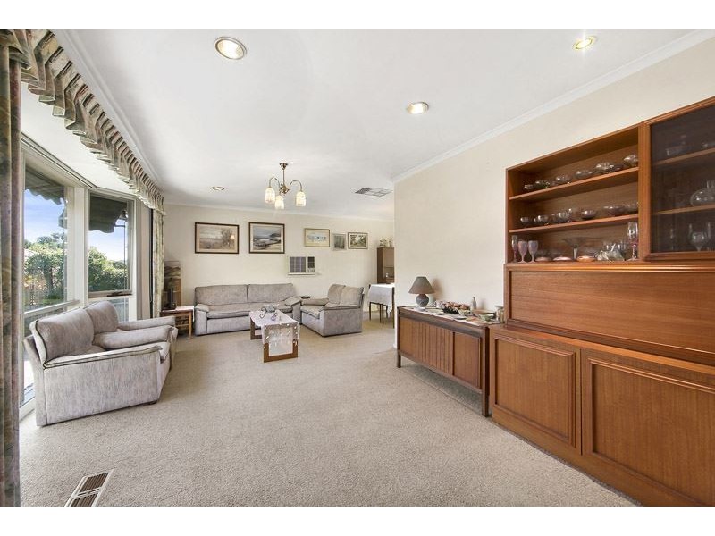 2/212 Gallaghers Road, Glen Waverley VIC 3150