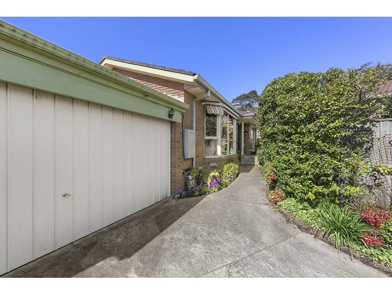 2/212 Gallaghers Road, Glen Waverley VIC 3150