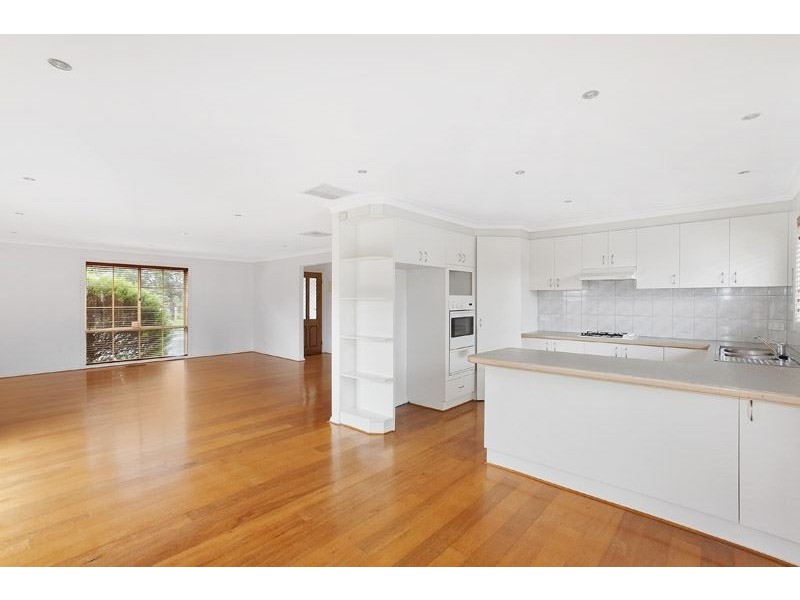 212 Mahoneys Road, Burwood East VIC 3151