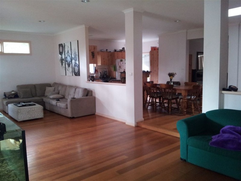 27 Hillview Avenue, Mount Waverley VIC 3149