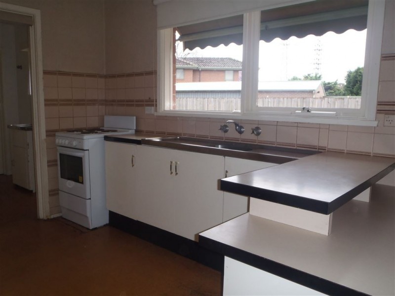 4 Sutton Court, Glen Waverley VIC 3150